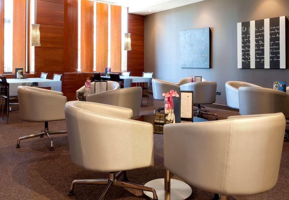 Ac Hotel Ponferrada By Marriott Bagian luar foto